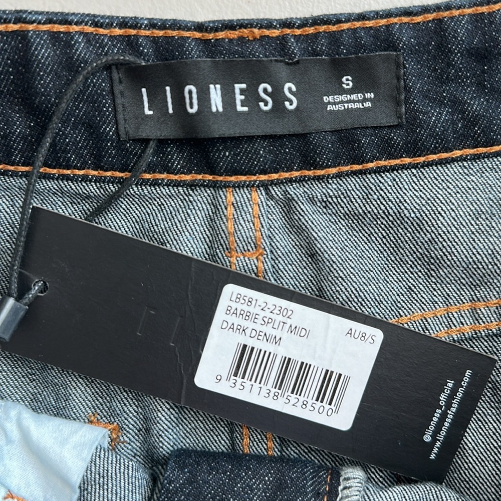 NWT Lioness Dark Blue Denim Skirt Size Small. - Picture 11 of 14